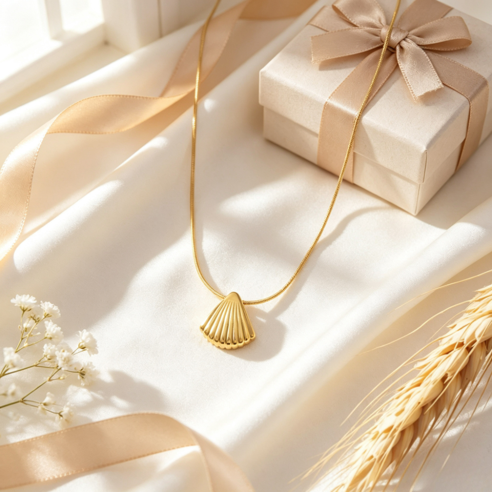 Golden-tone Scallop Shell Pendant Necklace